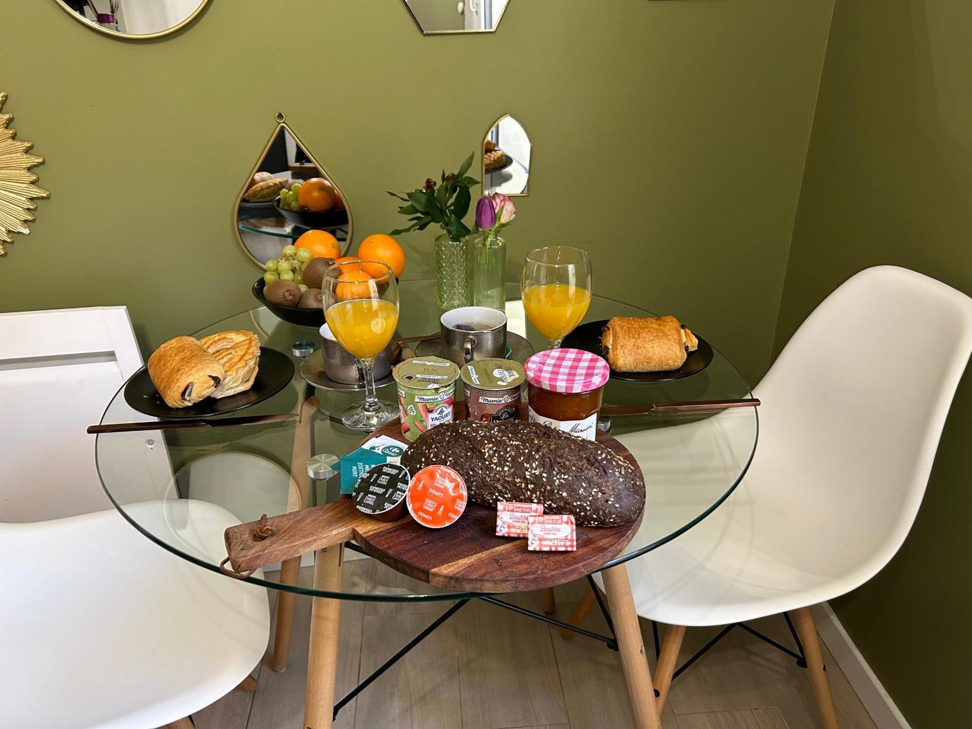 Appart'TERRASSE à 20 min des Champs Élysées Maisons-Laffitte Extérieur photo