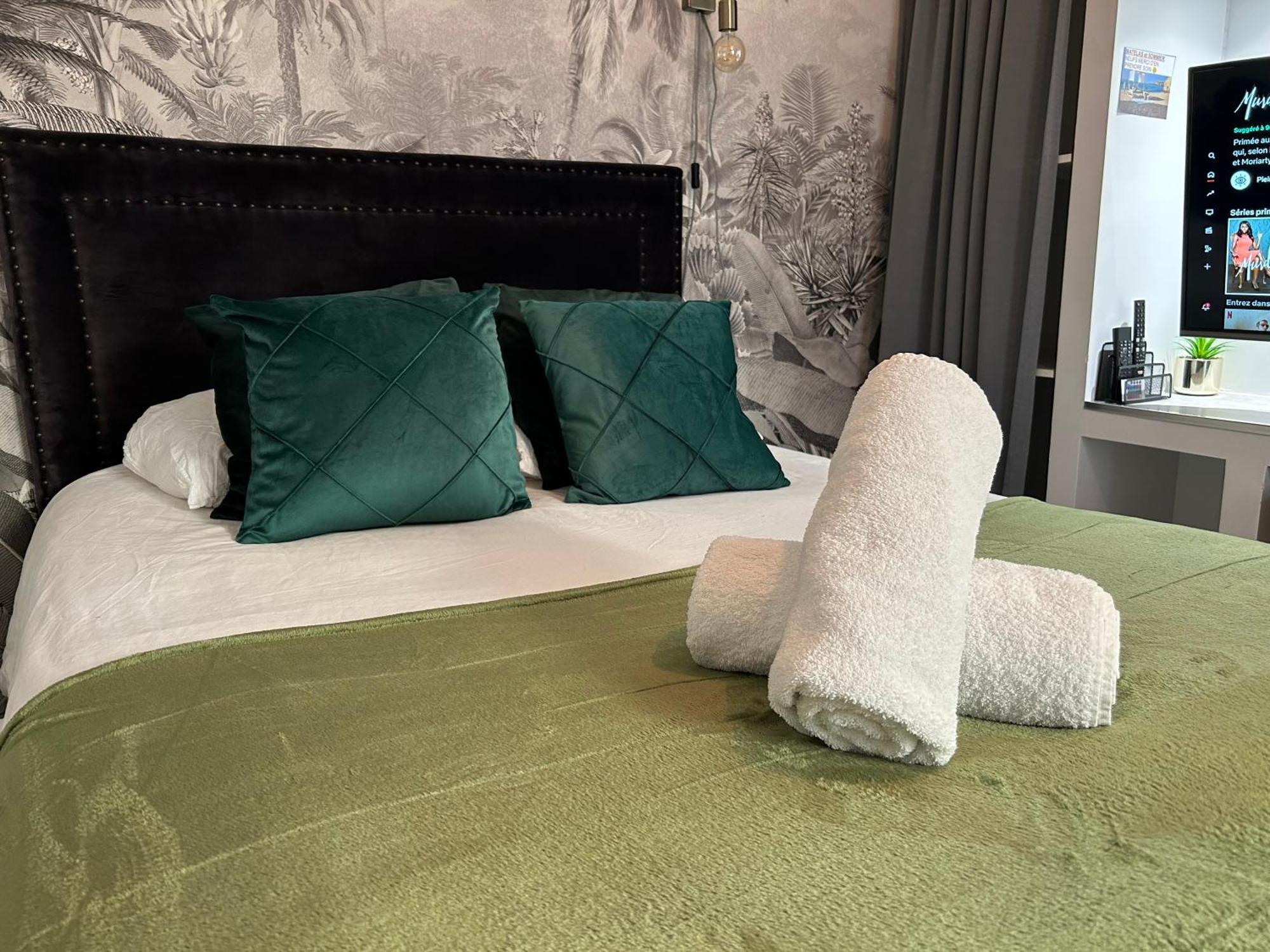 Appart'TERRASSE à 20 min des Champs Élysées Maisons-Laffitte Extérieur photo